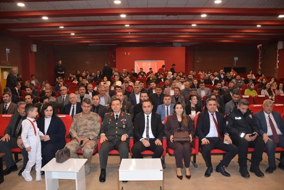 Silopi’de İstiklal Marşı Programı