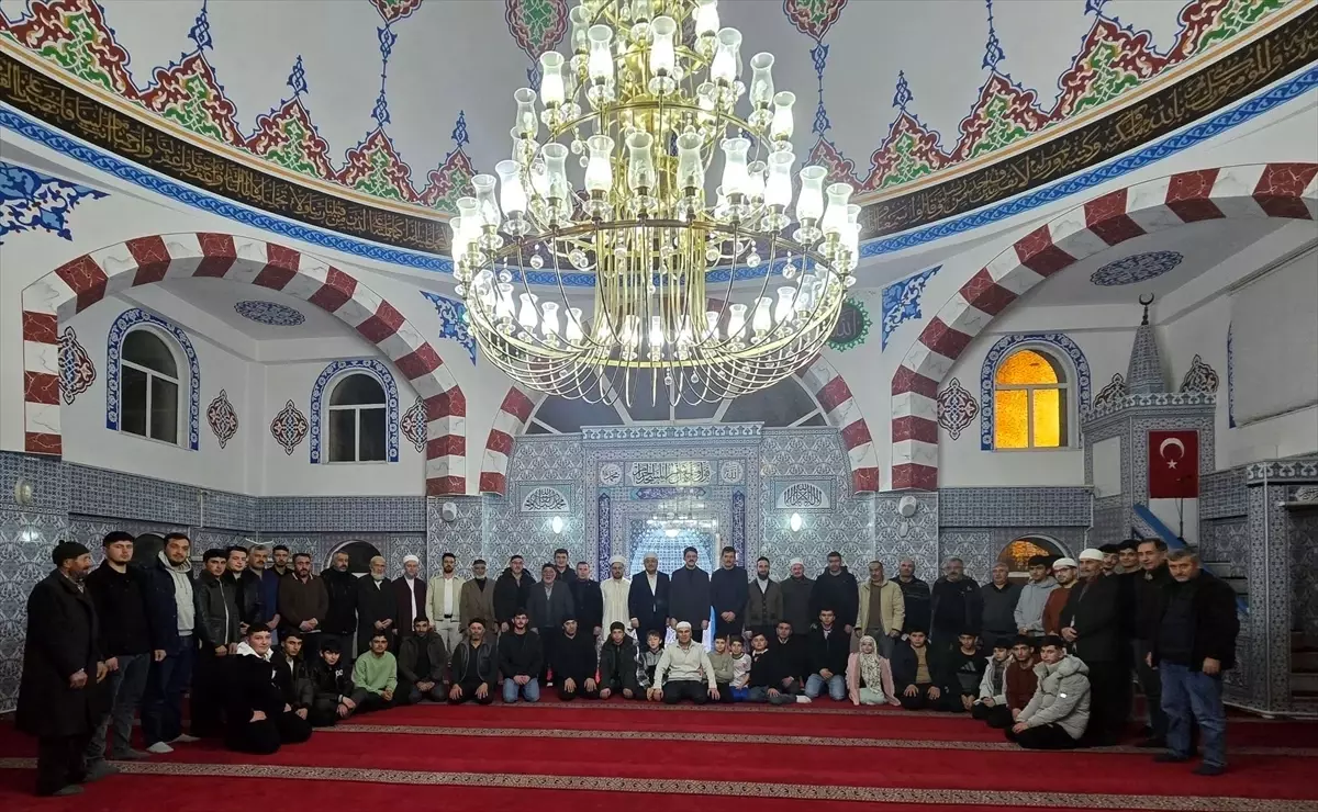 Sivas Ulaş’ta Sahur ve Sabah Namazı Buluşması