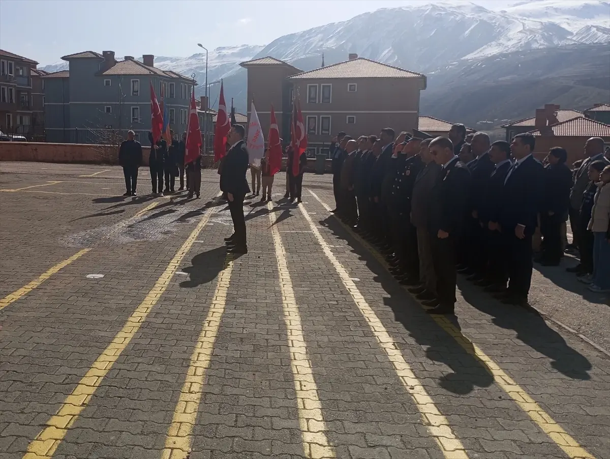 Sivrice’de 18 Mart Şehitleri Anma Günü ve Çanakkale Deniz Zaferi dolayısıyla tören yapıldı