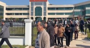 SON DAKİKA | Antalya’da kaymakamlıkta silah sesleri! Bina boşaltıldı