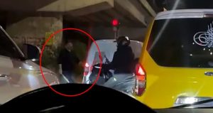 Sopayla aracından inen taksici hem tutuklandı; hem de 201 bin lira ceza yedi