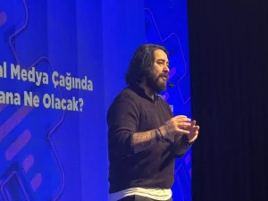 Sosyal Medya ve Görünür Olma İhtiyacı