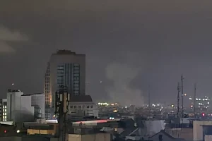 Tahran’da Art Arda Patlamalar