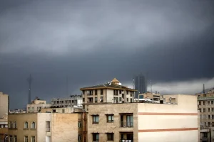 Tahran’da Petrol Depolarında Yangın