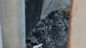 Tarihi Tophane Çeşmesi yangınla zarar gördü