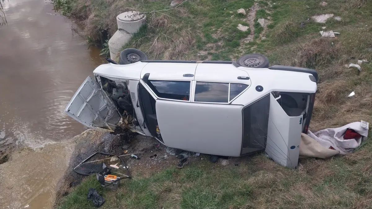 Tavşanlı’da Araç Kazası: 3 Yaralı