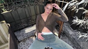 Tazen anne oyuncu Bestemsu Özdemir ilk kez bebeğinin yüzünü gösterdi