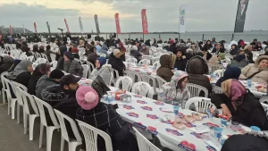 Tekirdağ’da 8 Bin Kişi İftar Açtı