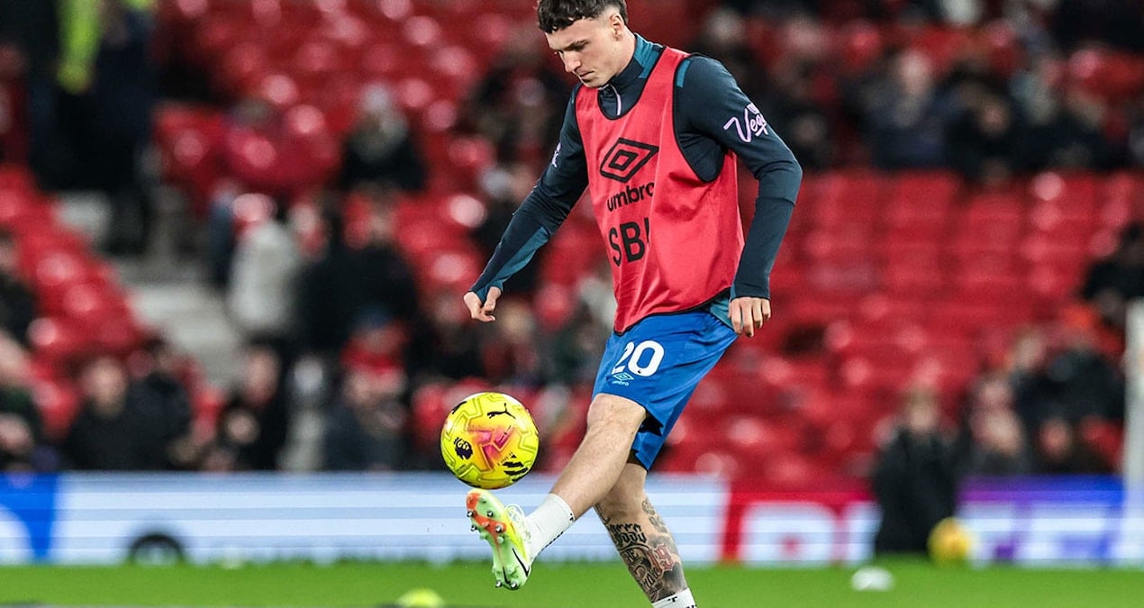 Teknik direktörü için yazdıkları ifşa olan futbolcu konuştu