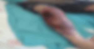 Tıkalı lavaboyu açmaya çalıştı: Felaketi yaşadı