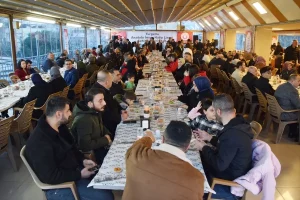 TOGG Sürücülerinden Şehitlere Saygı Korteji