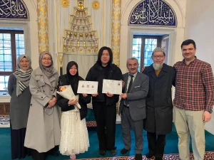 Tokyo Camisi’nde Ramazan İftarı