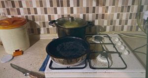 Torunları için bayram yemeği hazırlayan yaşlı kadın dumandan etkilenip öldü