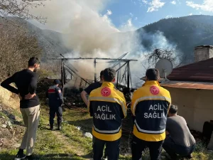 Tosya’da Samanlık Yangını