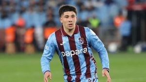 Trabzonspor’da Benjamin Bouchouari sakatlandı