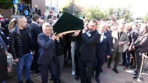 Trabzonspor’da, Orhan Kaynak için tören düzenlendi