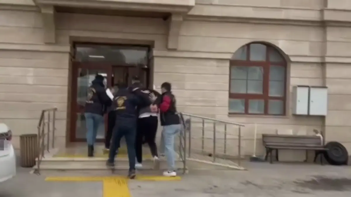 Trafikte Kavga: Kuryeyi Ezdi, Kaçtı