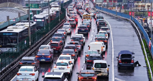 Trafikten kaçanlar yine trafiğe yakalandı