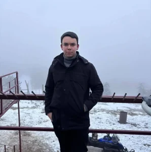 Traktör Yıkarken Elektrik Çarptı