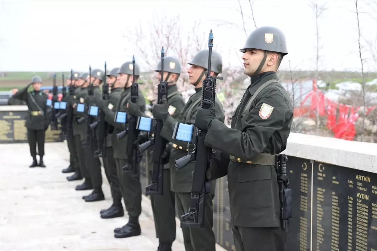 Trakya’da 18 Mart Şehitleri Anma Günü dolayısıyla törenler düzenlendi