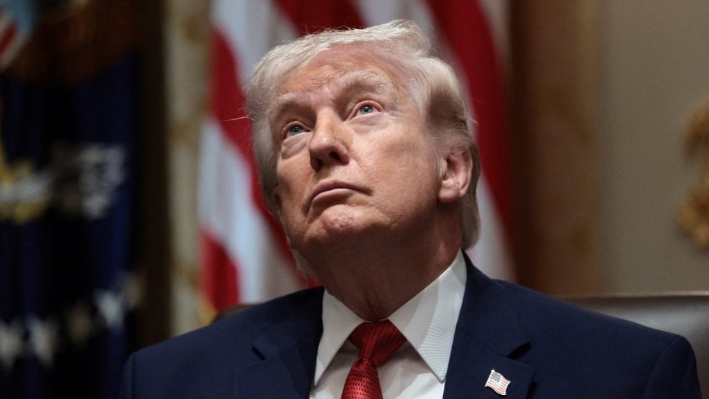 Trump: İran’da enerji tesislerine yönelik saldırıları 10 gün daha erteledim