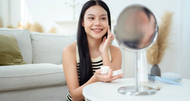 Tüm kadınlar kullanıyor ama sağlığı mahvediyor: Estetik kaygısının arkasındaki tehlike