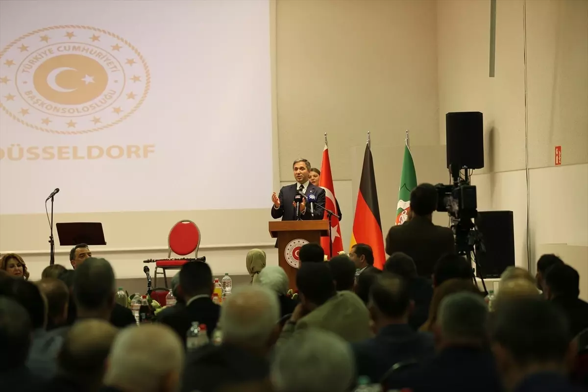 Türk-Alman Dostluk Grubu Düsseldorf’ta Toplandı