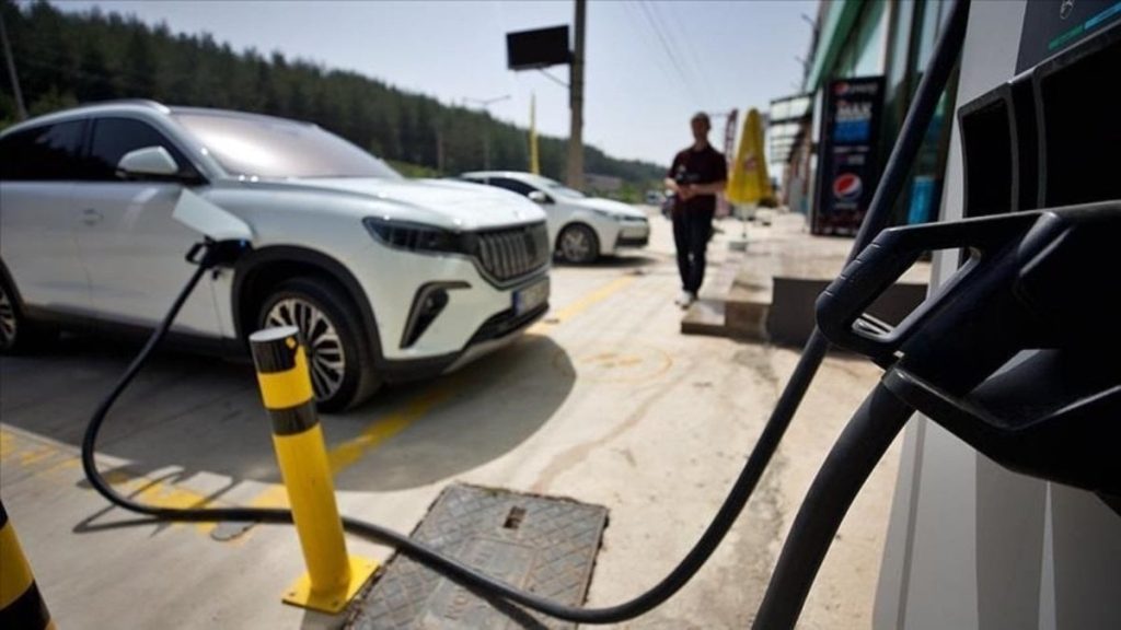 Türkiye’de elektrikli otomobil sayısı 400 bine yaklaştı
