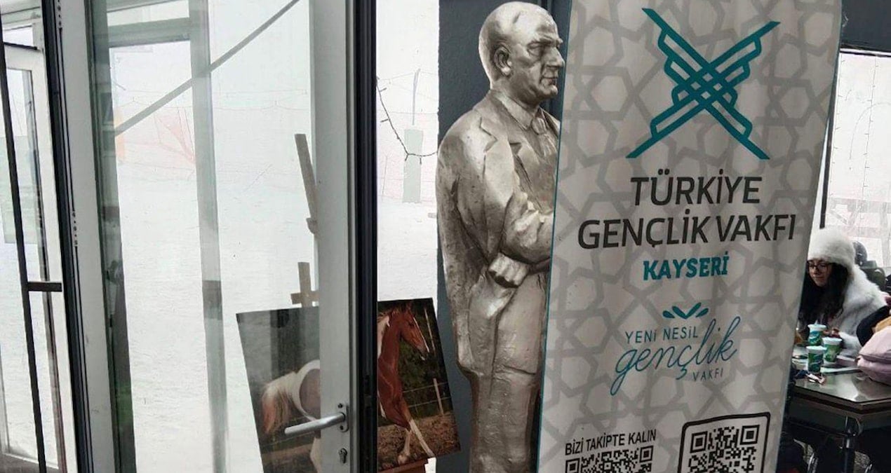 Ulu Önder’e saygısızlık