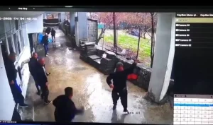 Uludere’de Muhtarlık Ofisini Su Bastı