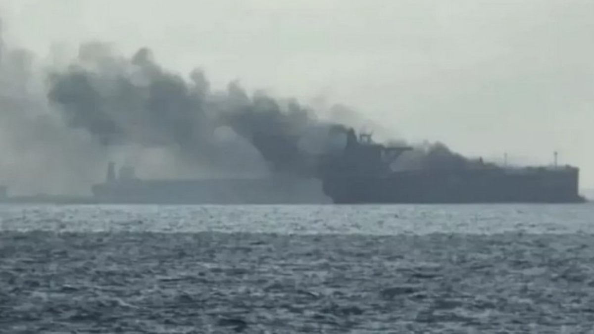 Umman açıklarında Palau bayraklı petrol tankerine saldırı