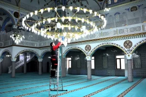 Ümraniye’de Camiler Ramazan Bayramı için Temizlendi