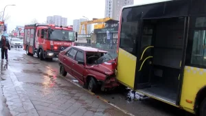 Ümraniye’de Trafik Kazası: Sürücü Yaralandı