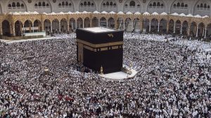 Umre seyahatlerinde vatandaşlara kayıt dışı organizasyon uyarısı