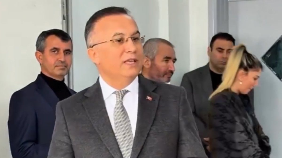 Vali Kemal Çeber’den öğrencilere sürpriz: Mektuplarına kayıtsız kalmadı