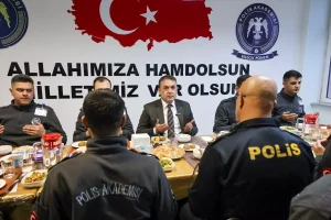 Vali Sözer, Polis Adaylarıyla İftarda Buluştu