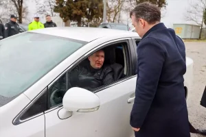 Vali Sözer’den Emniyet ve Jandarmaya Bayram Ziyareti