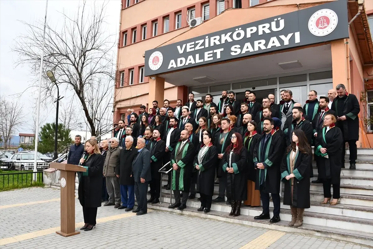Vezirköprü’de Avukata Saldırıya Tepki