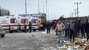 Vezirköprü’de Trafik Kazası: 19 Yaralı
