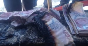 Yanan evde acı sürpriz: 183 bin lira küle döndü