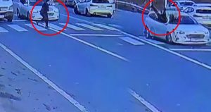 Yaya geçidinde korkunç kaza! Şoför nereye uçtuğunu göremedi bile