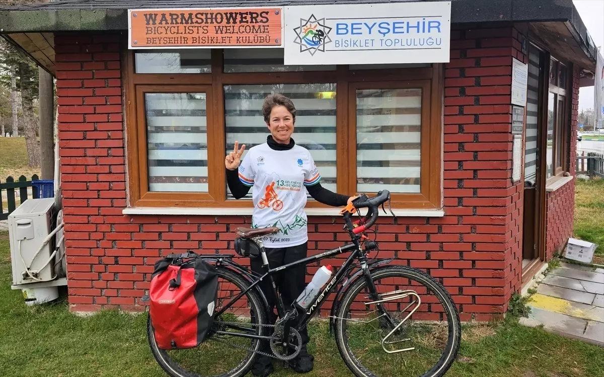 Yeni Zelanda’lı Bisikletçi Beyşehir’de