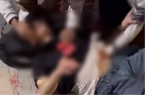 Yenimahalle’de Metro Çıkışında Kavga: 2 Yaralı, 3 Gözaltı