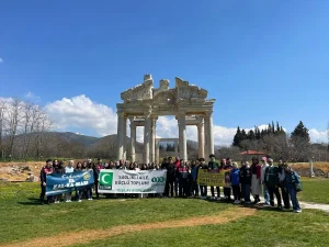 Yeşilay Gönüllüleri Afrodisias’ta