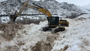 Yüksekova’da Çığ Korkusu