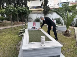 Yunanistan’daki Türk Şehitliği’nde 18 Mart Şehitleri Anma Günü vesilesiyle tören düzenlendi