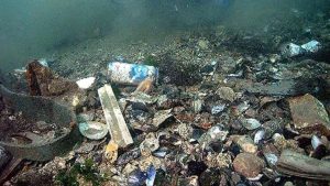 Yurt genelinde, denizlerden 325 bin ton atık temizlendi