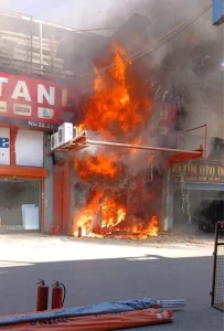 Zeytinburnu’nda İş Yerinde Yangın