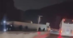 3 TIR çarpıştı, kilometrelerce araç kuyruğu oluştu