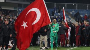 A Milli Takım’da Uğurcan Çakır geceye damga vurdu